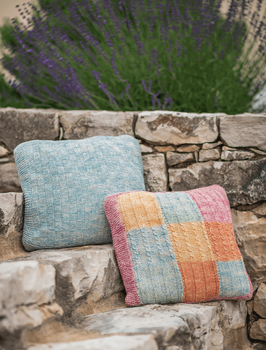 121b | Multicolour Damasco Cushion